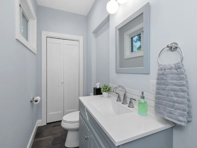28 Ash Street 2, Waltham, MA 02453