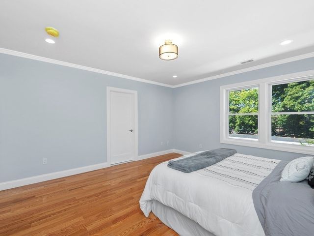 28 Ash Street 2, Waltham, MA 02453
