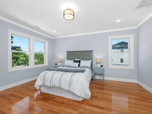 28 Ash Street 2, Waltham, MA 02453