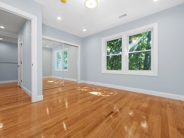 28 Ash Street 2, Waltham, MA 02453