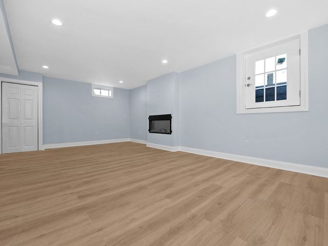 28 Ash Street 2, Waltham, MA 02453