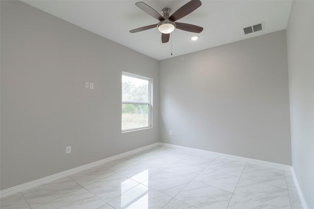 1261 Fm 20, Cedar Creek, TX 78612