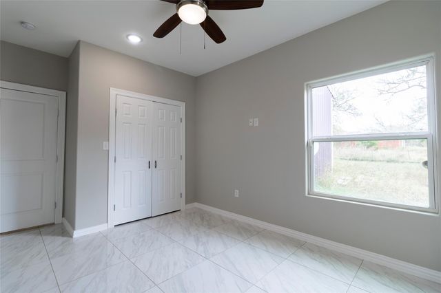 1261 Fm 20, Cedar Creek, TX 78612