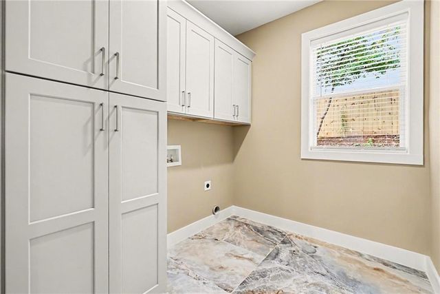 229 Little Brook Lane, Woodstock, GA 30188