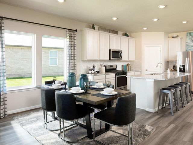 469 El Capitan LOOP, Dripping Springs, TX 78620