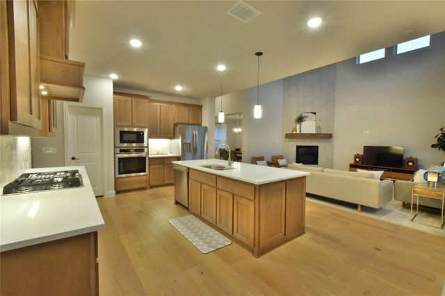 386 Paddle Boat Drive, Granbury, TX 76049