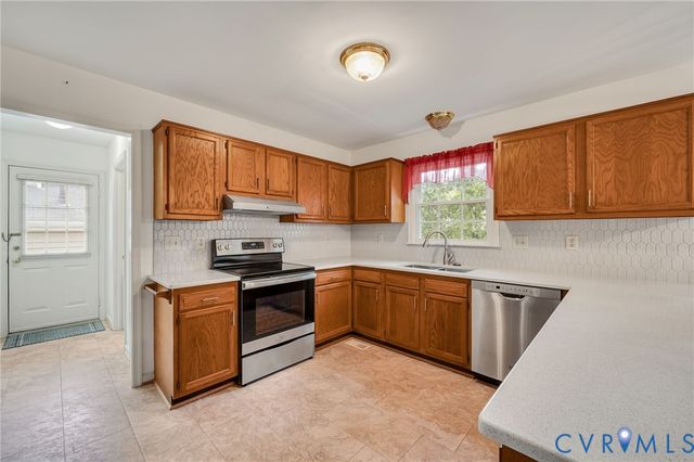 3005 Wiltonshire Dr, Richmond, VA 23233