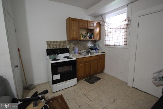 1452 N ITHAN ST, Philadelphia, PA 19131