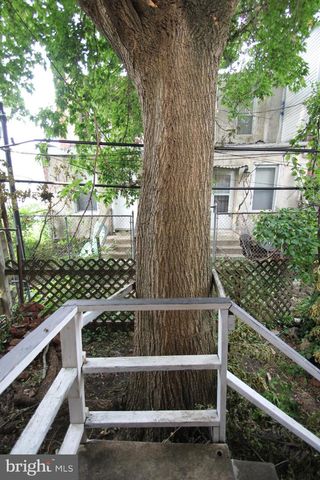 1452 N ITHAN ST, Philadelphia, PA 19131