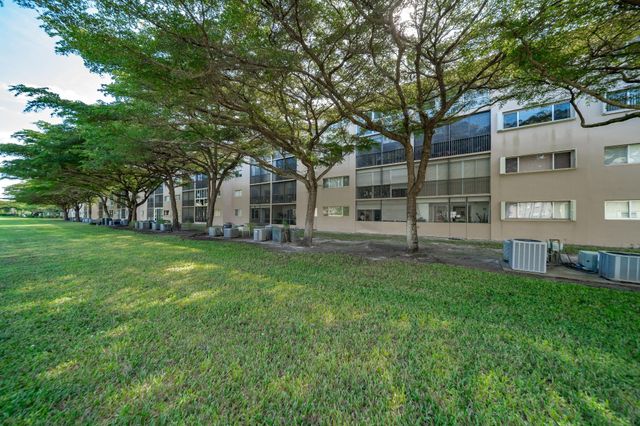 13105 SW 16th Ct 209L, Pembroke Pines, FL 33027