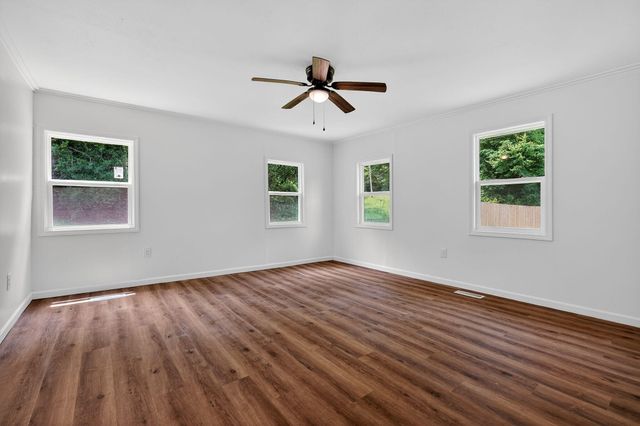 76 Ed Houston Road, Crossville, TN 38571