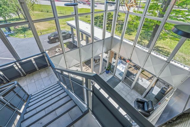 3000 W Kellogg Dr, Wichita, KS 67213