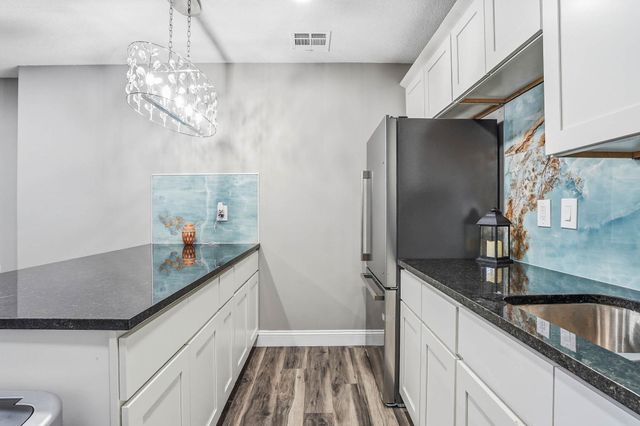 3000 W Kellogg Dr, Wichita, KS 67213