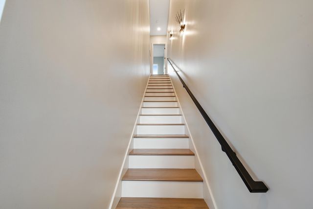 1800 S Holtzclaw Avenue 1861 Zeta Way, Chattanooga, TN 37404