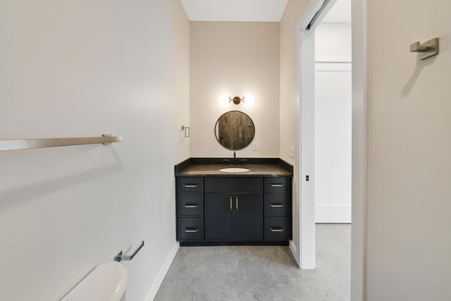 1800 S Holtzclaw Avenue 1861 Zeta Way, Chattanooga, TN 37404