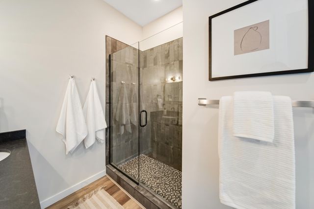 1800 S Holtzclaw Avenue 1861 Zeta Way, Chattanooga, TN 37404