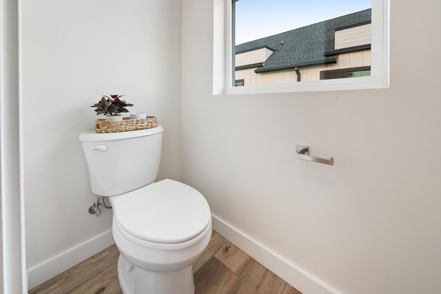 1800 S Holtzclaw Avenue 1861 Zeta Way, Chattanooga, TN 37404