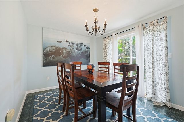 35 Grace Meadows, Taunton, MA 02718