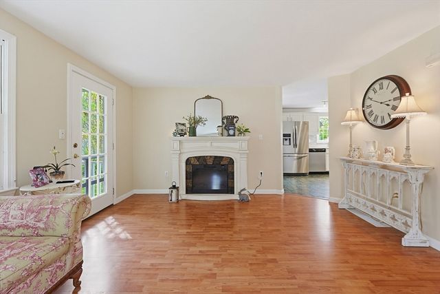 35 Grace Meadows, Taunton, MA 02718