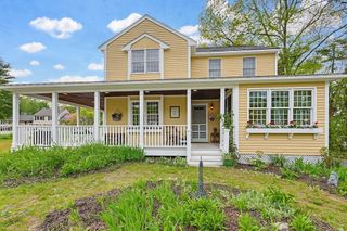 35 Grace Meadows, Taunton, MA 02718