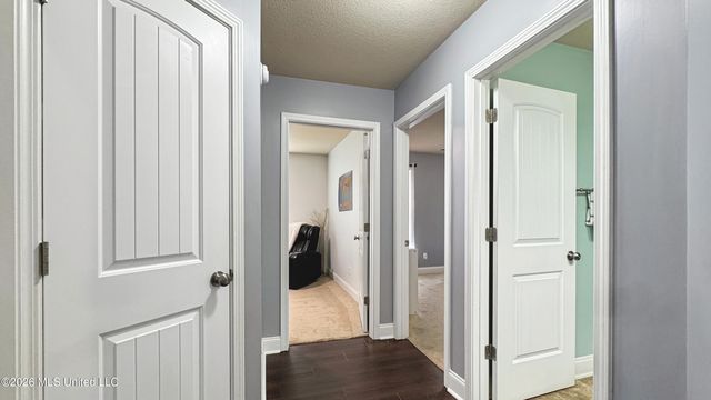 6703 Jessie Hoyt Drive, Olive Branch, MS 38654