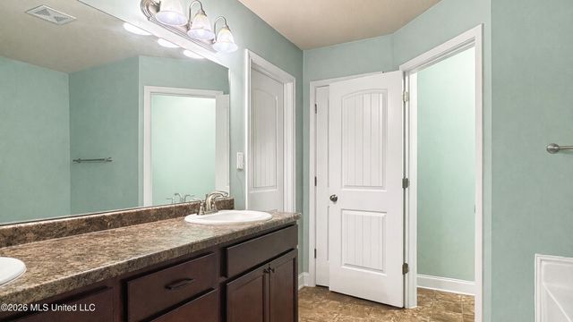 6703 Jessie Hoyt Drive, Olive Branch, MS 38654