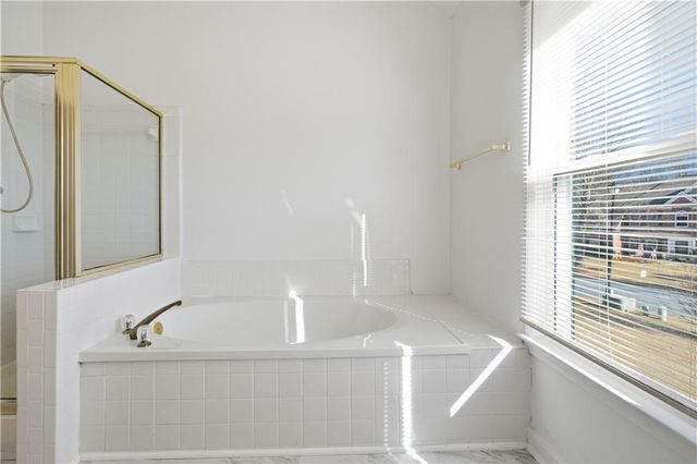 1660 Calvin Davis Circle, Lawrenceville, GA 30043