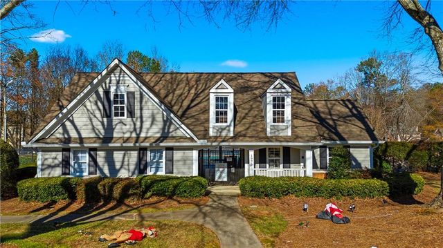 1660 Calvin Davis Circle, Lawrenceville, GA 30043