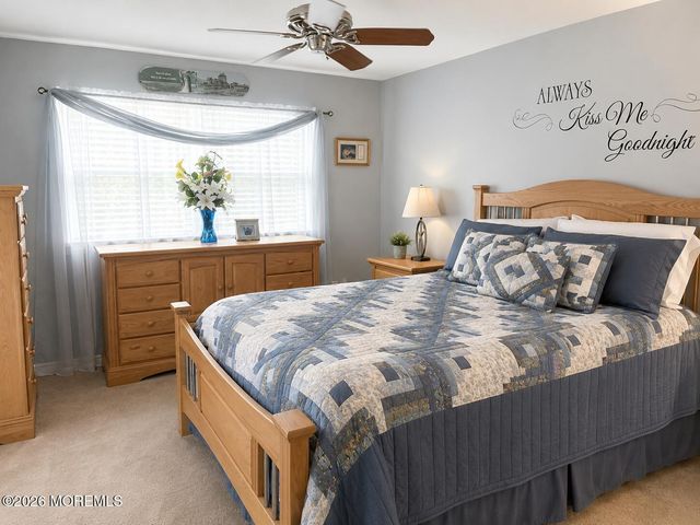 50 Collins Avenue, Middletown, NJ 07748