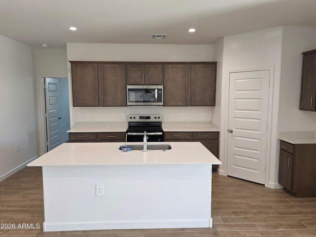 18913 E LUZON Drive, Gold Canyon, AZ 85118 — photo 4