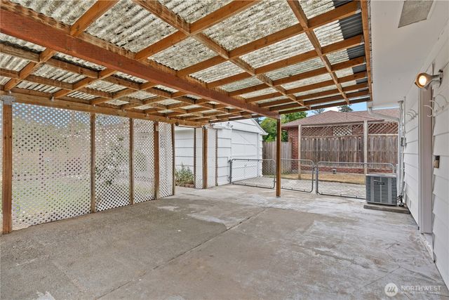 6112 Wildaire Road SW, Lakewood, WA 98499