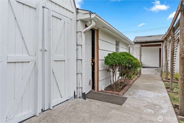 6112 Wildaire Road SW, Lakewood, WA 98499