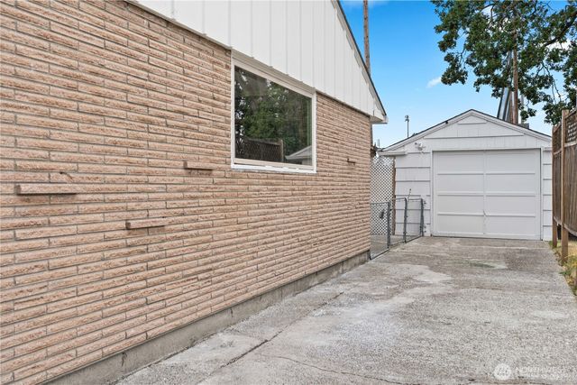 6112 Wildaire Road SW, Lakewood, WA 98499