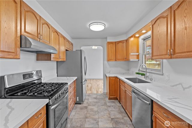 6112 Wildaire Road SW, Lakewood, WA 98499