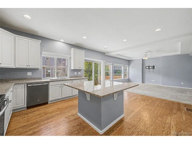 10537 Racine Way, Commerce City, CO 80022