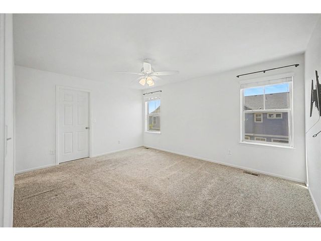 10537 Racine Way, Commerce City, CO 80022
