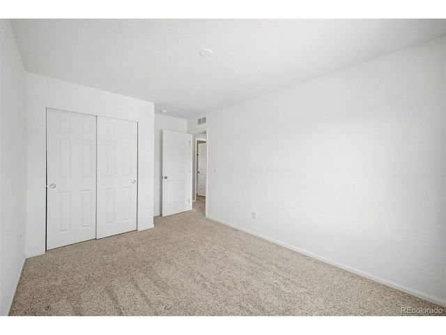 10537 Racine Way, Commerce City, CO 80022