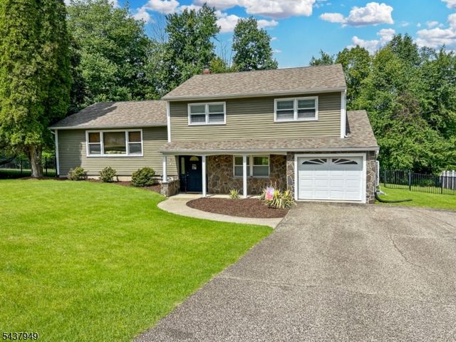 24 Westgate Dr, Sparta Twp., NJ 07871
