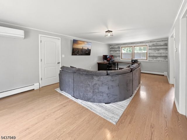 24 Westgate Dr, Sparta Twp., NJ 07871