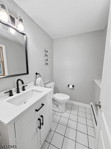 24 Westgate Dr, Sparta Twp., NJ 07871