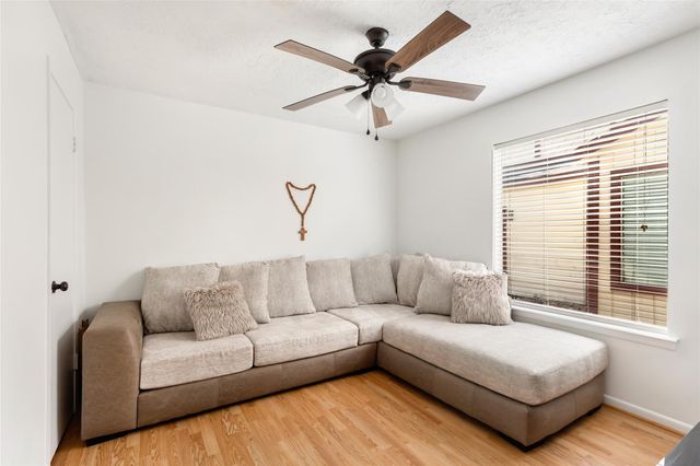 16215 Spinnaker Drive, Crosby, TX 77532