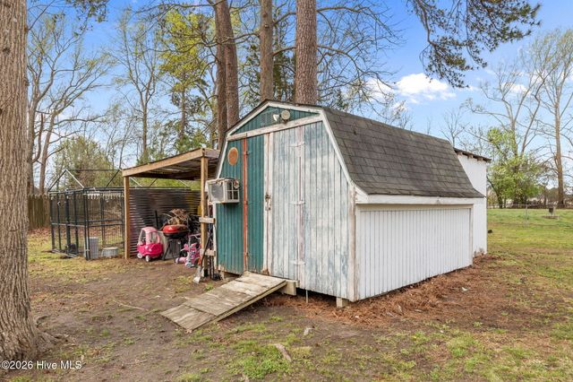 2820 Harvest Road, Grimesland, NC 27837