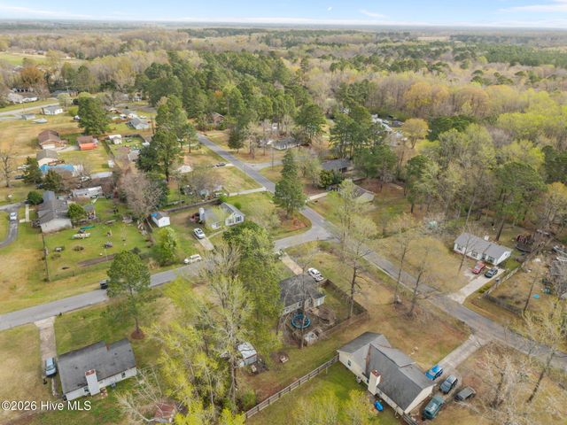 2820 Harvest Road, Grimesland, NC 27837