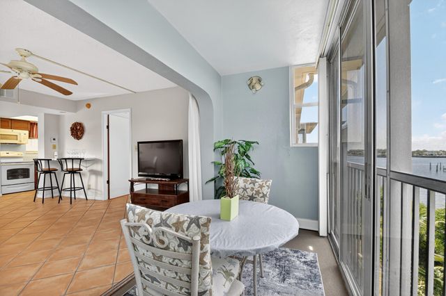 1810 New Palm Way 415, Boynton Beach, FL 33435