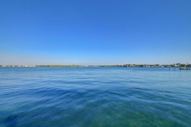 1810 New Palm Way 415, Boynton Beach, FL 33435