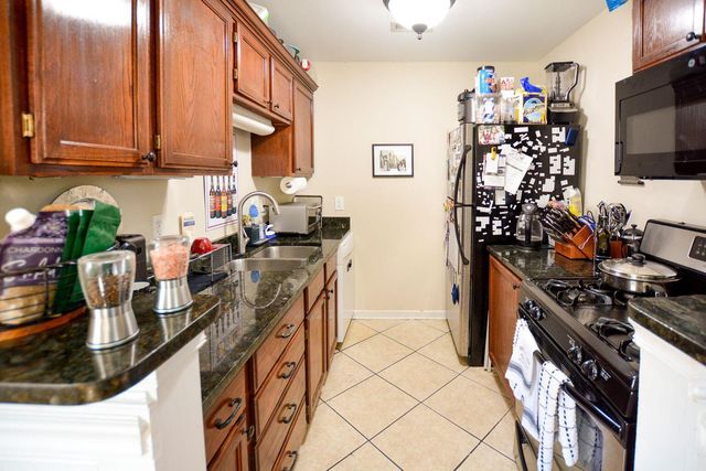 180 Line Street B, Charleston, SC 29403