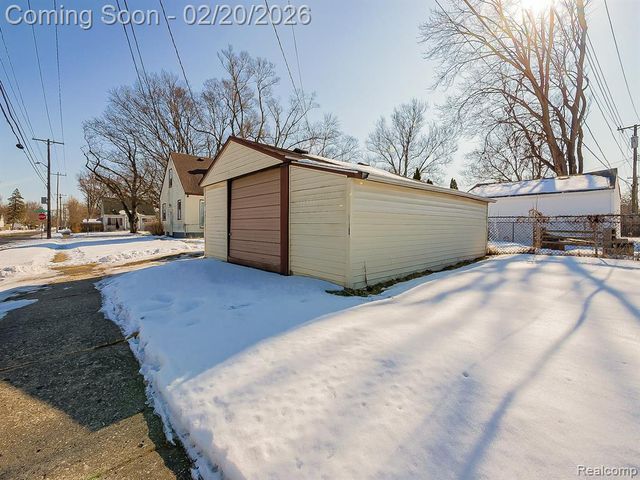 18719 Poinciana, Redford, MI 48240