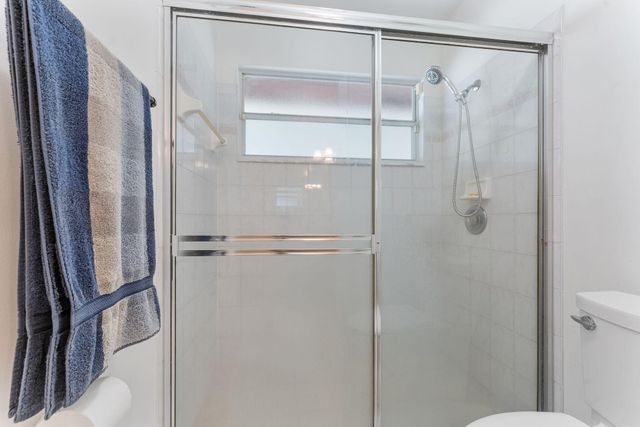 112 Laurel Way, Royal Palm Beach, FL 33411