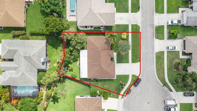 112 Laurel Way, Royal Palm Beach, FL 33411
