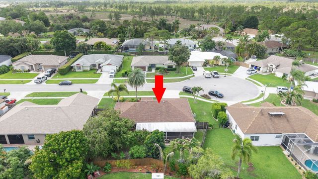 112 Laurel Way, Royal Palm Beach, FL 33411